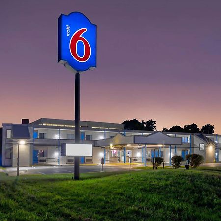Motel 6 Harrisburg Pa Near Pa Expo Center Exterior photo